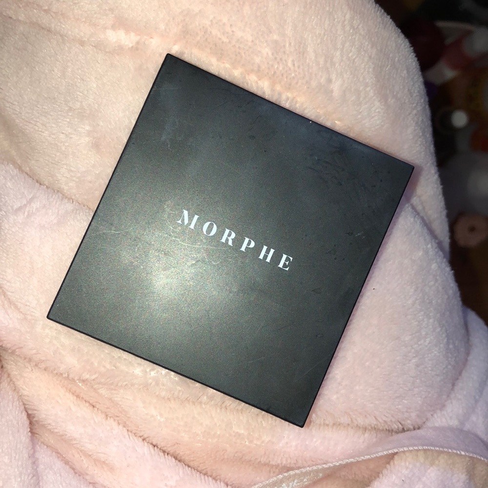 Morphe Brontour